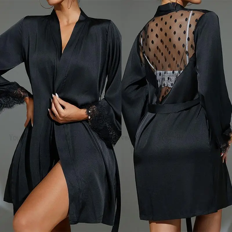 Kimono Sheer Floral - رداء كيمونو قصير أسود بقماش شفاف