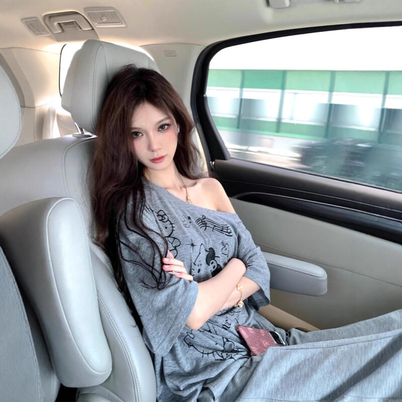 Blouse Off Shoulder - بلوزة واقية من الشمس بتصميم هالو