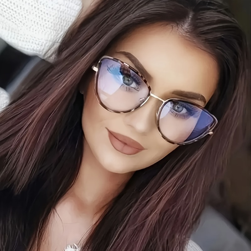 Sunglasses Cat Eye - نظارة نسائية بعدسات عين القطة، إطار