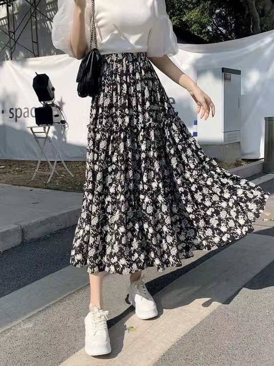Midi Skirt Floral - تنورة ميدي بطبعة زهور بقصة A-Line،
