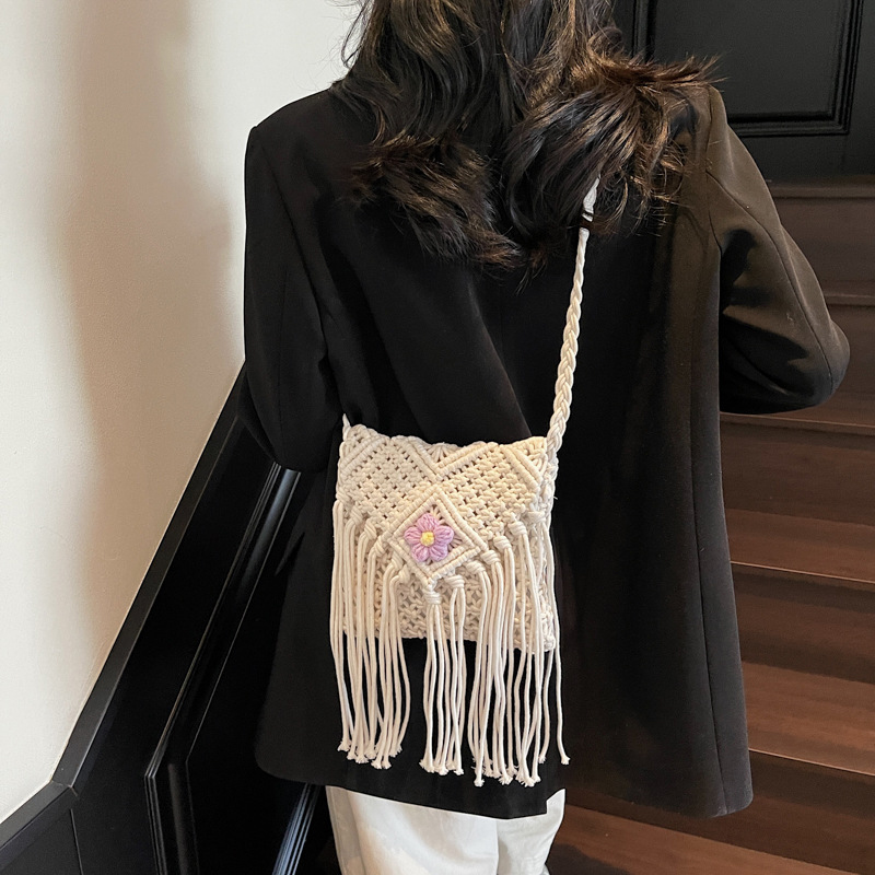حقائب الصيف للنساء اليدوية شرا - مراجعة Crochet Bag Raffia وسعره