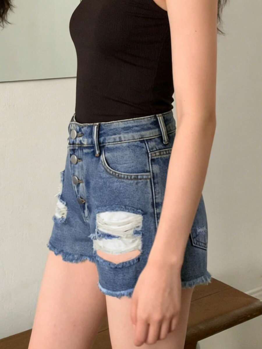 شورت جينز نسائي متوسط الارتفاع - مراجعة Shorts Denim Frayed وسعره