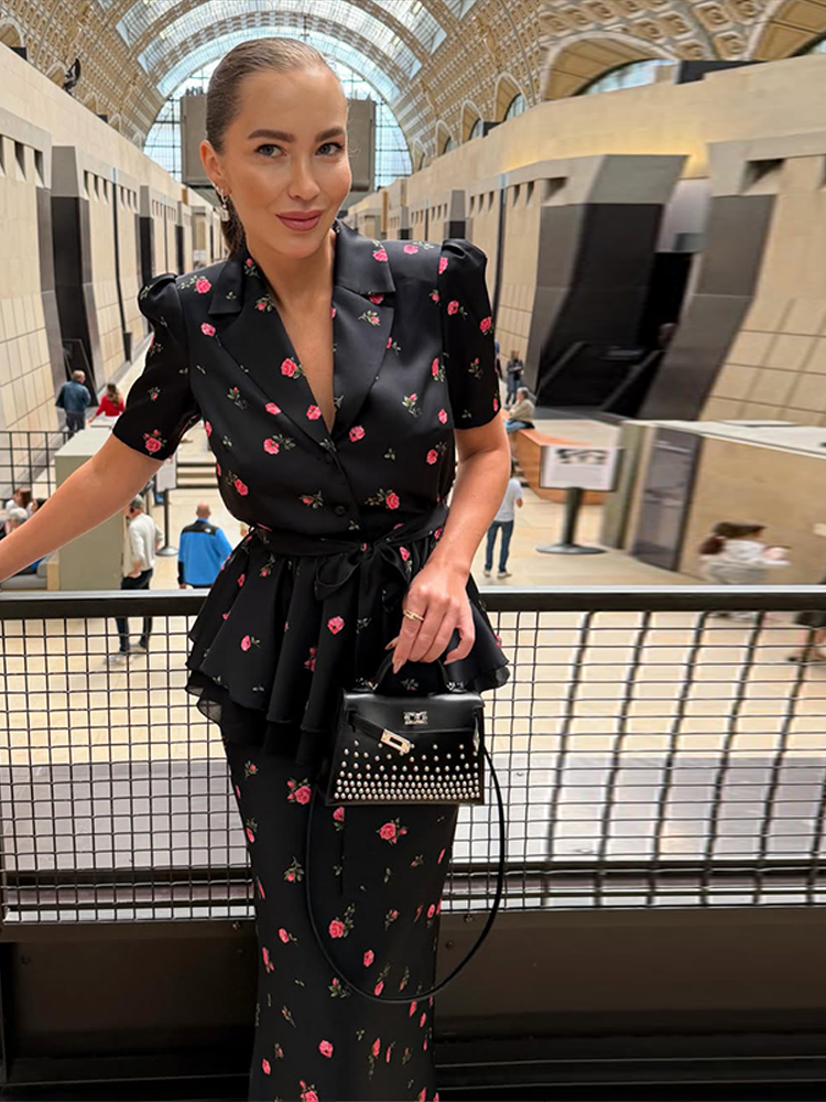 طقم بليزر وتنورة بنقشة زهور لل - مراجعة Romper Floral Print وسعره