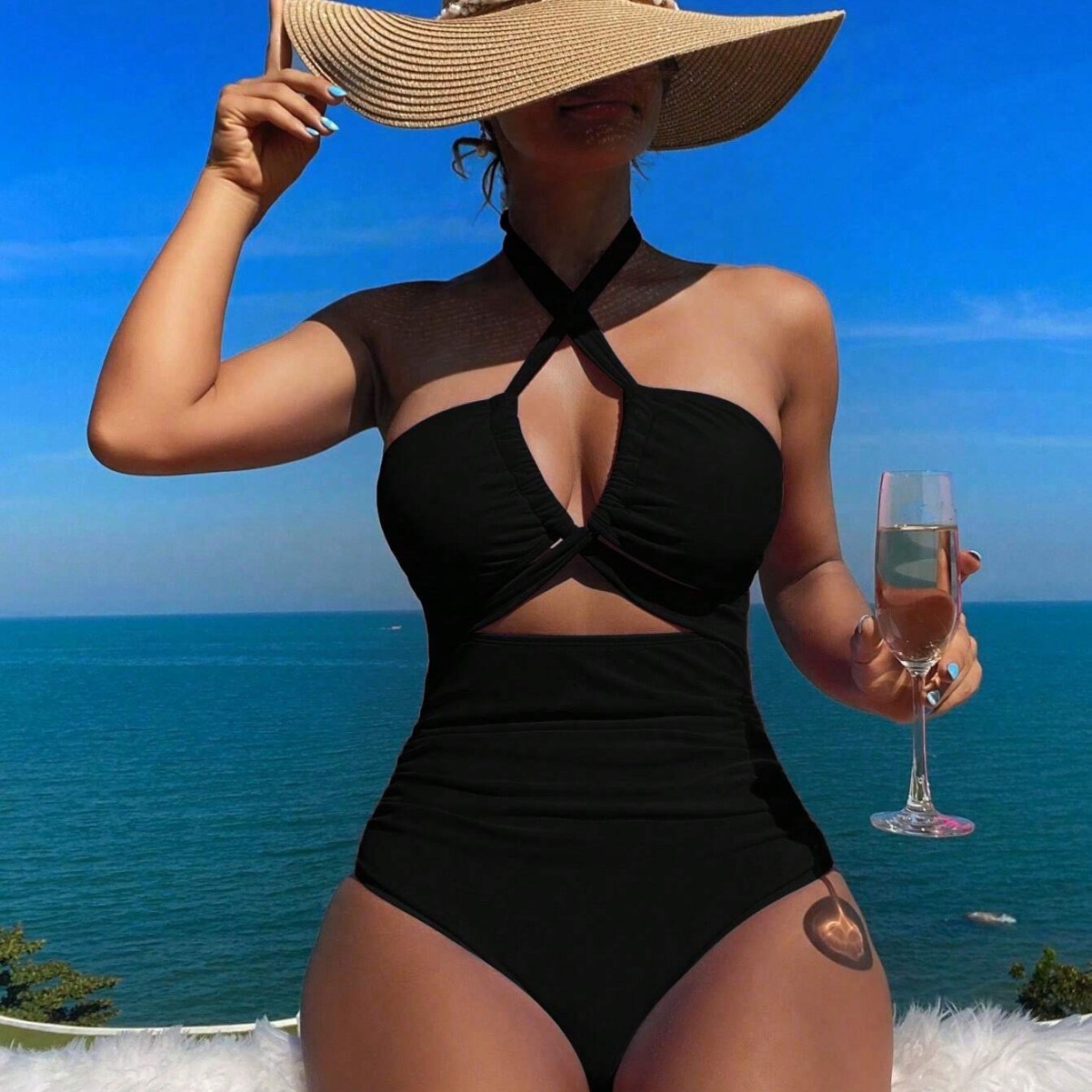ملابس سباحة نسائية سوداء بتصمي - مراجعة Swimsuit Bikini Ruched وسعره