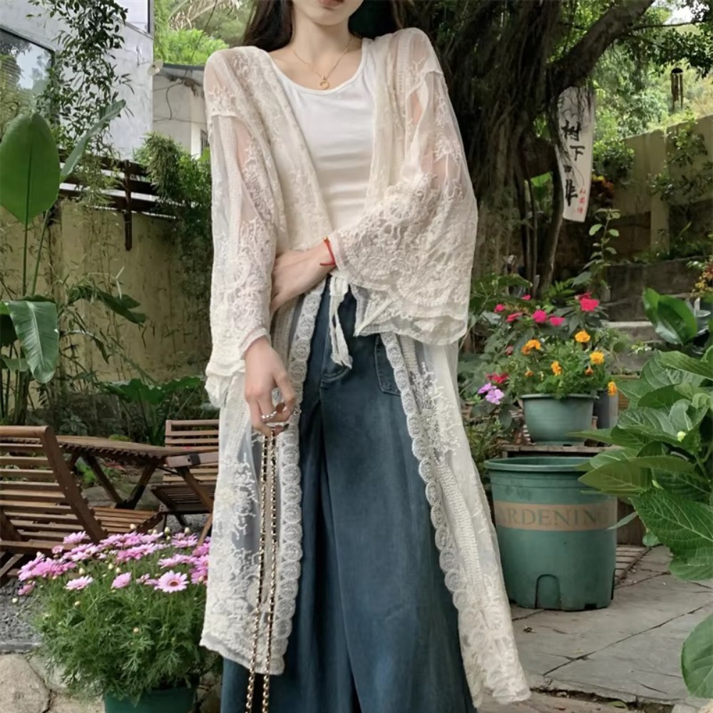 بلوزة خفيفة الوزن برباط من الد - مراجعة Kimono Sheer Floral وسعره