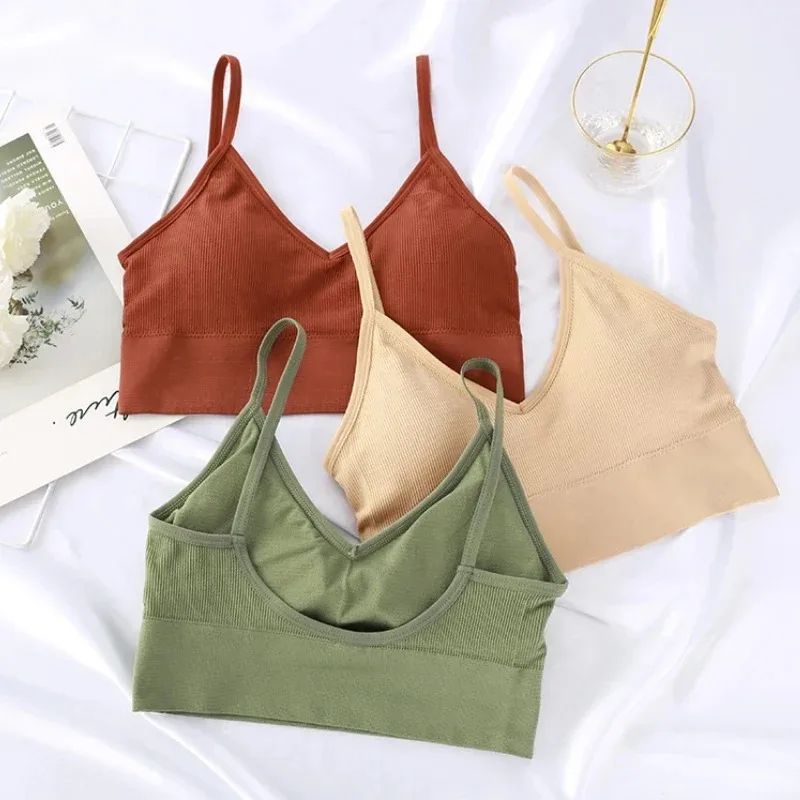سلس النساء رفع البرازيلي جميل  - مراجعة Bralette Triangle Set وسعره