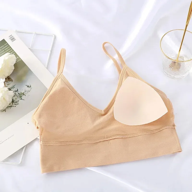 سلس النساء رفع البرازيلي جميل  - مراجعة Bralette Triangle Set وسعره