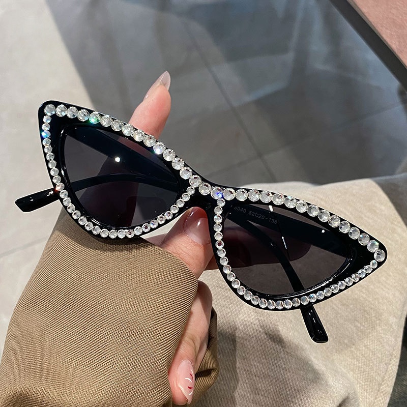 خمر الفاخرة عين القط النظارات  - مراجعة Sunglasses Cat Eye وسعره
