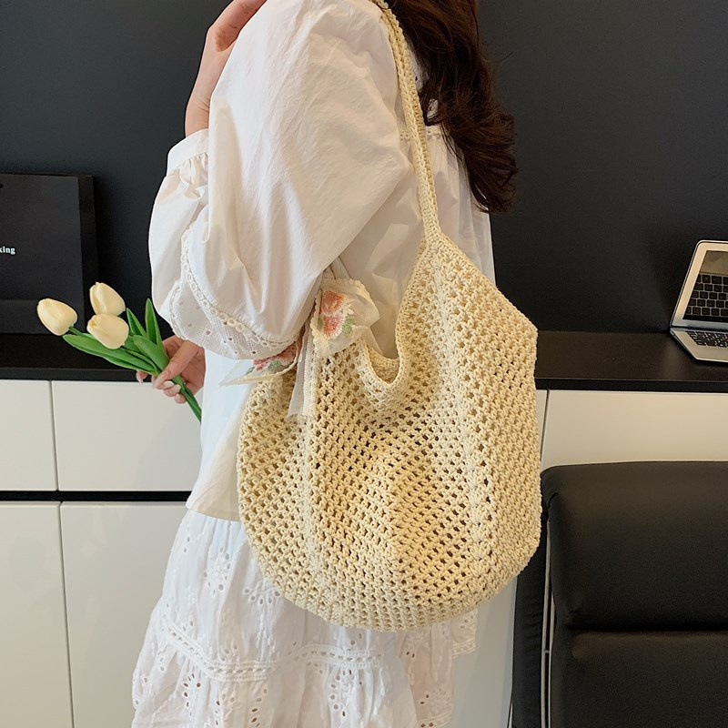 حقائب يد نسائية صيفية من الدان - مراجعة Crochet Bag Raffia وسعره