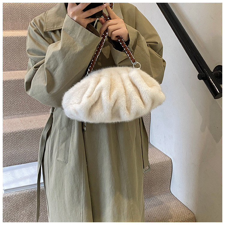 حقيبة يد نسائية منسوجة مفتوحة  - مراجعة Tote Bag Beach وسعره