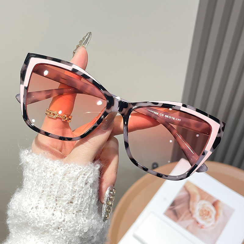 نظارات شمسية نسائية عصرية بتصم - مراجعة Sunglasses Cat Eye وسعره