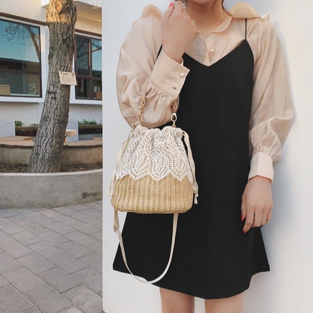 حقيبة كتف من القش بتصميم عتيق  - مراجعة Tote Bag Beach وسعره